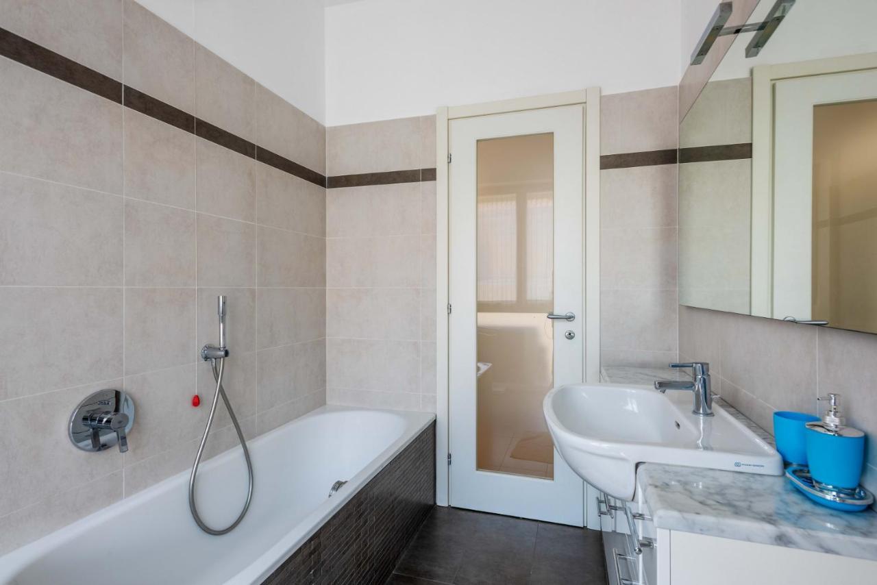 Apartamento Amazing House In Porta Venezia By Easylife Milán Exterior foto