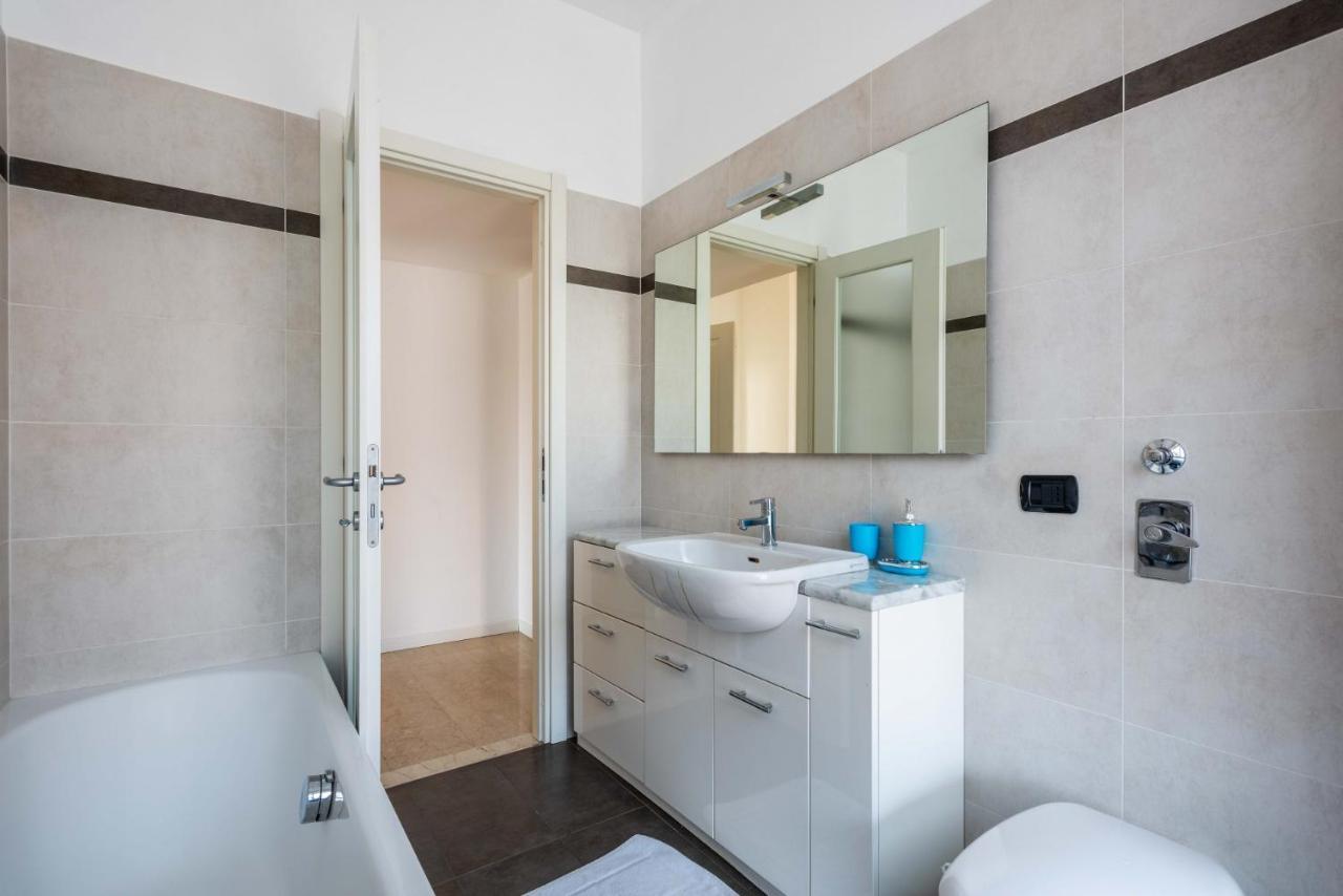 Apartamento Amazing House In Porta Venezia By Easylife Milán Exterior foto